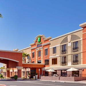 Holiday Inn Express Hotel And Suites - Henderson By Ihg